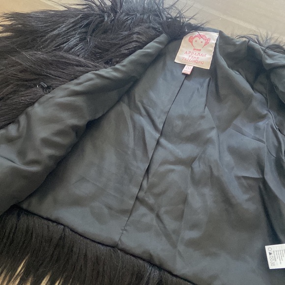 Appaman, size 5, kids, fake fur black jacket - Picture 6 of 6
